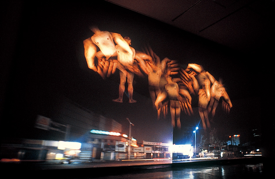 비행 Flight National Museum Contemporary Art — 1998